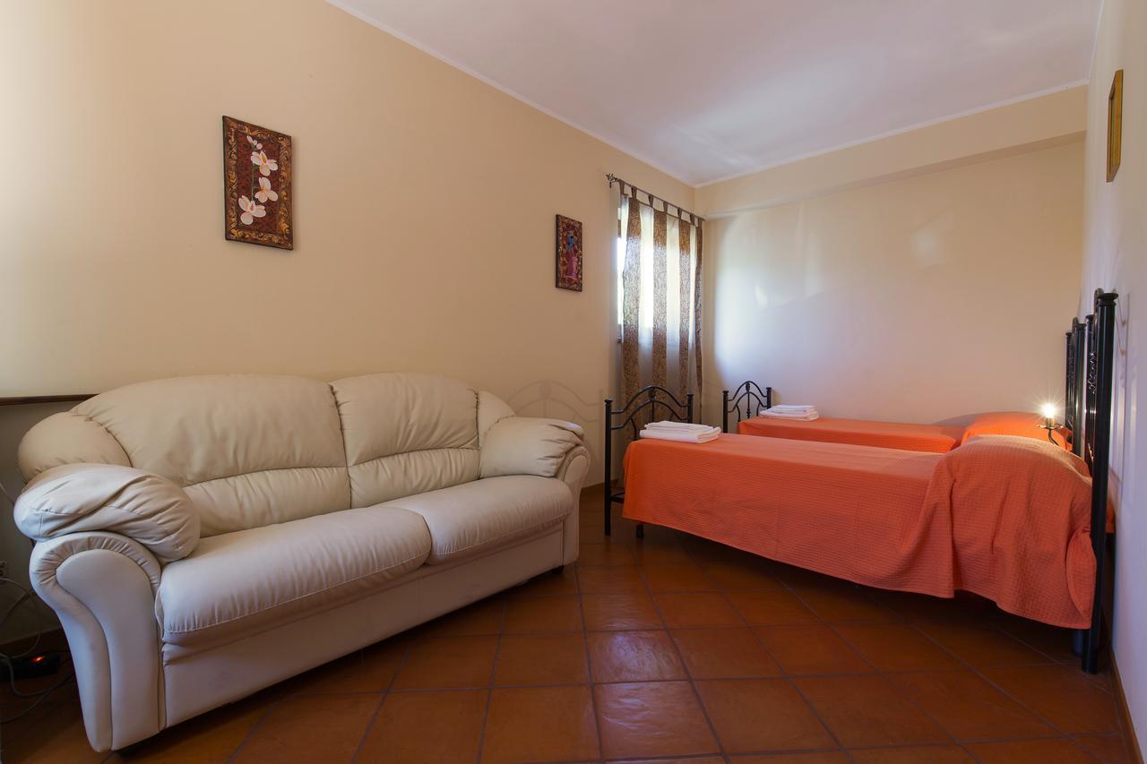 Turismo Rurale Il Sole Villa Sant'Angelo di Brolo Стая снимка