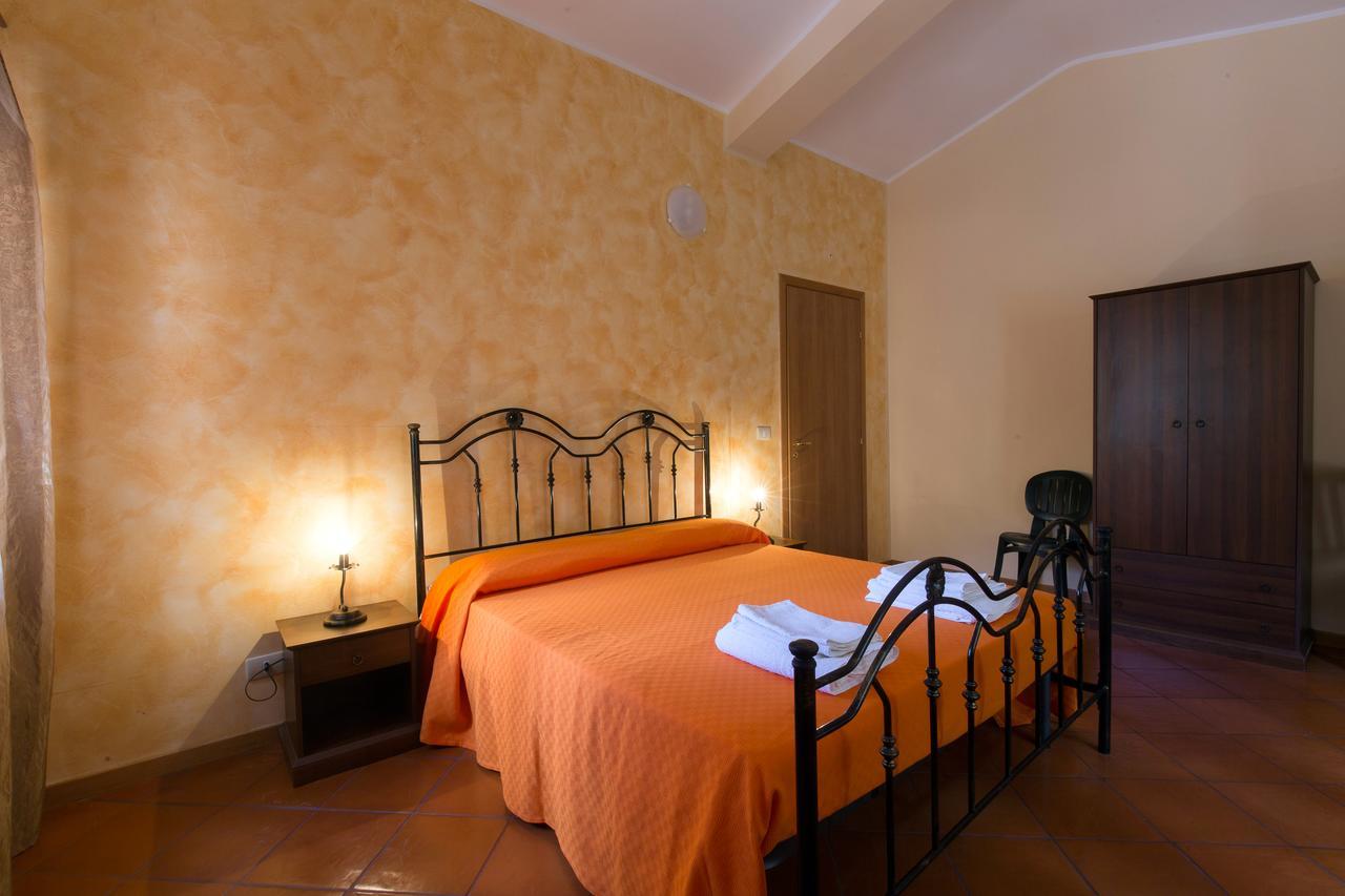 Turismo Rurale Il Sole Villa Sant'Angelo di Brolo Екстериор снимка